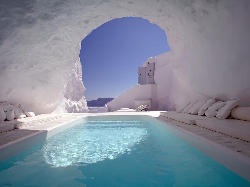 Santoroni Pictures White Hotel