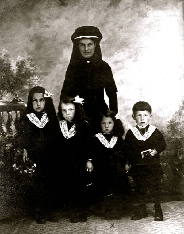 Mourning Widow