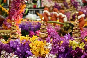 chelsea flower show buddhism