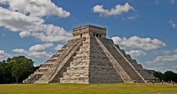 El Castillo Today