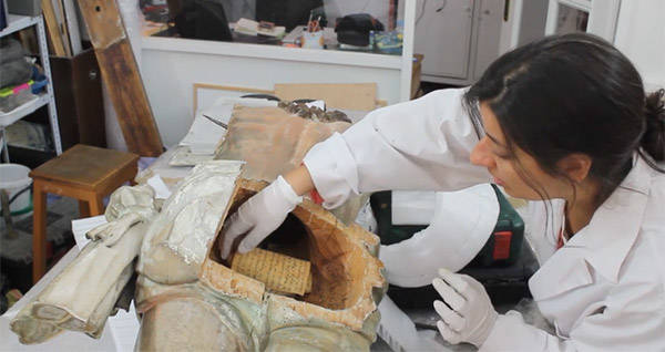 Jesus Butt Note Find