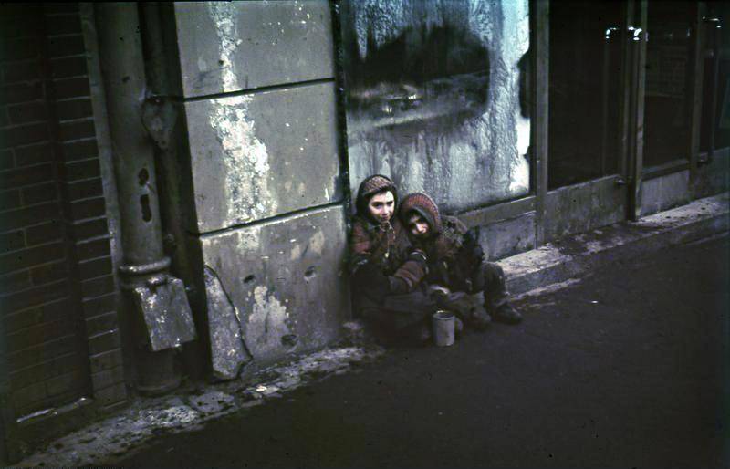 Warsaw Ghetto Children Begging