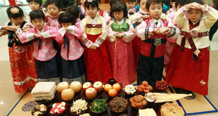 South Korea Thanksgiving Kids