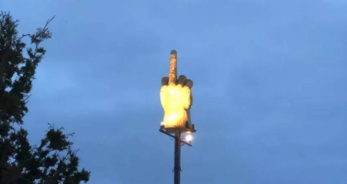 Finger Statue Lit Up