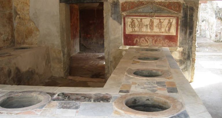 Thermopolium With Fresco Featured