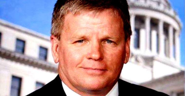 Doug Mcleod Headshot