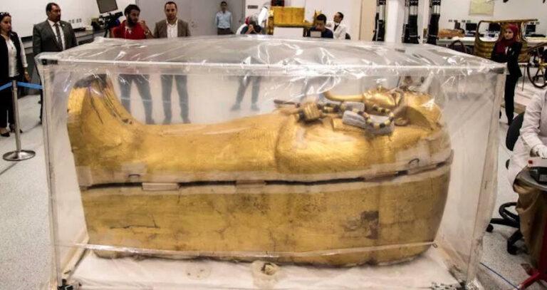 Outer Coffin Of King Tut