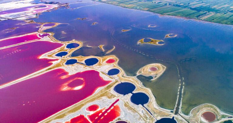 China Xiechi Lake Colors