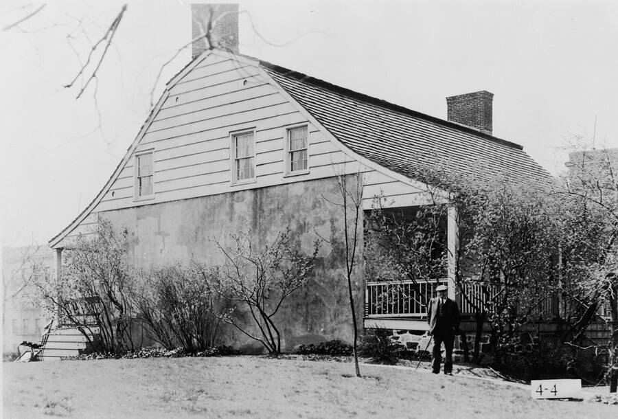 Dyckman House Exterior