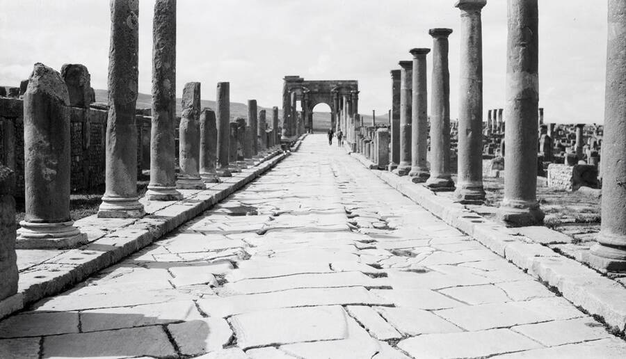 Path Of Pillars