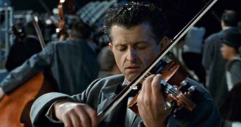 Titanic Violinist