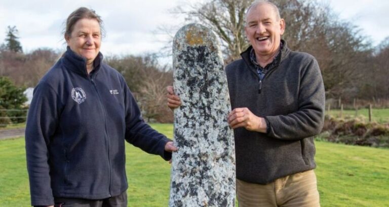 Propeller Blade Featured